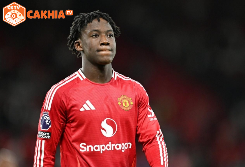 Tương lai của Mainoo tại Old Trafford không còn được đảm bảo. Tương lai của Mainoo tại Old Trafford không còn được đảm bảo.