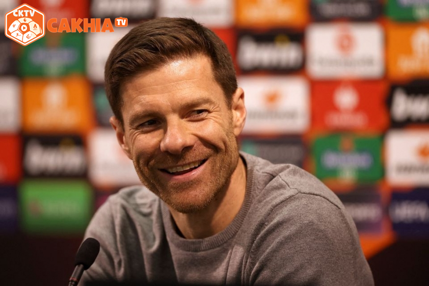 Alonso trả lời khéo léo về tin đồn tiếp quản Real Madrid (Ảnh: Getty). Alonso trả lời khéo léo về tin đồn tiếp quản Real Madrid (Ảnh: Getty).