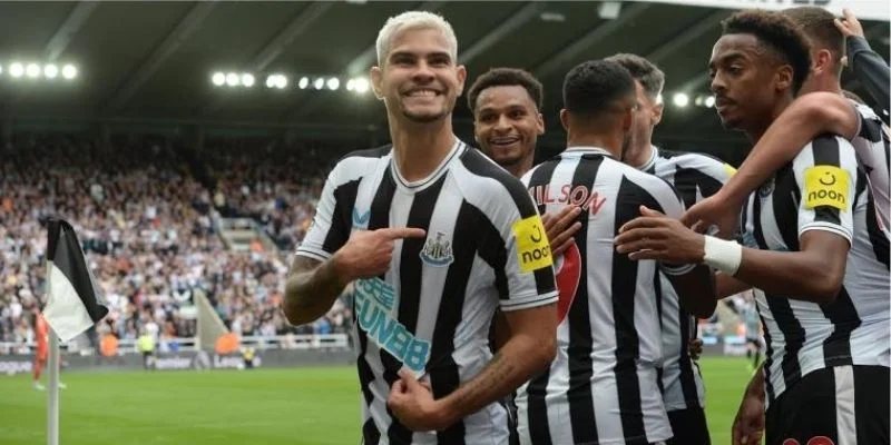 Newcastle sẽ vắng đi Trippier trong trận này